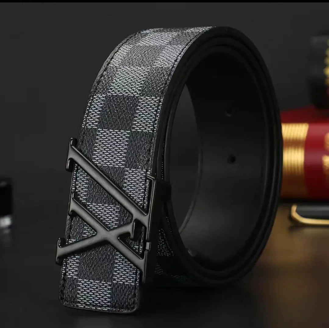 Luxury Textured Men's Belt, Genuine Cowhide with Checkerboard Pattern, Sophisticated Design for Business & Casual Wear