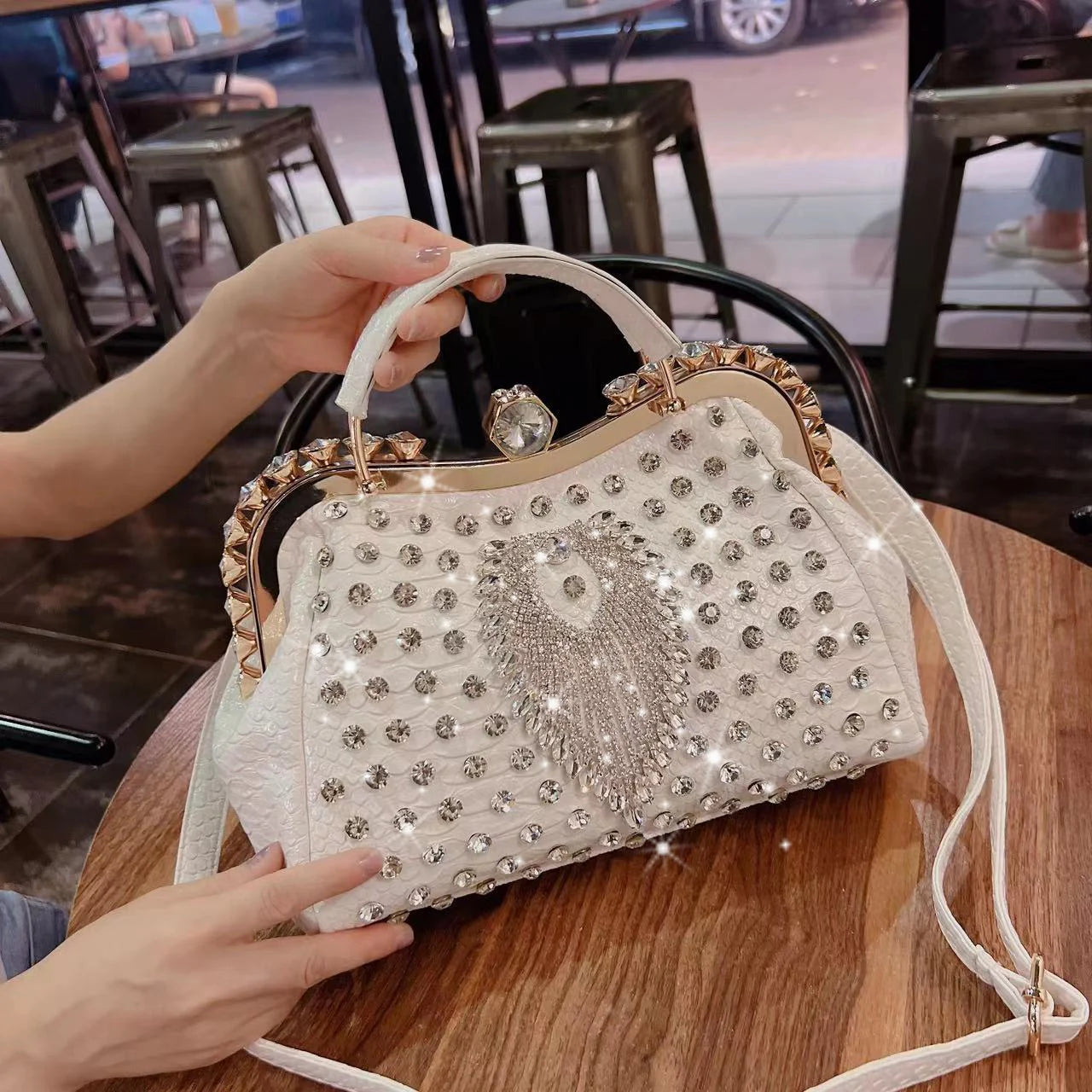 2024 New Luxury Fashion Diamonds Women's Handbags Leather Design Clip Rhinestone Bag Portable Tote Shoulder Messenger Bags