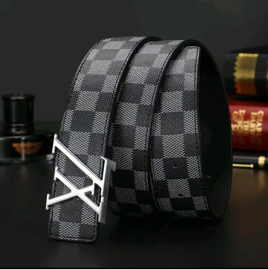 Luxury Textured Men's Belt, Genuine Cowhide with Checkerboard Pattern, Sophisticated Design for Business & Casual Wear